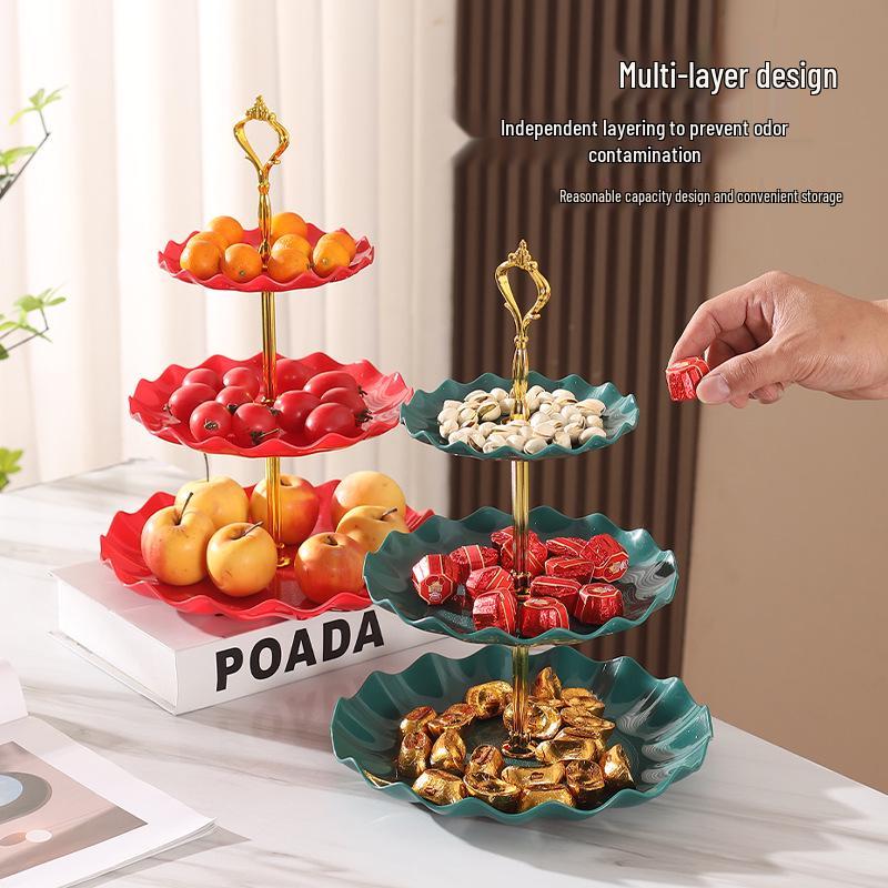 Északi stílusú háromszintes könnyű luxus desszert- és snacktál