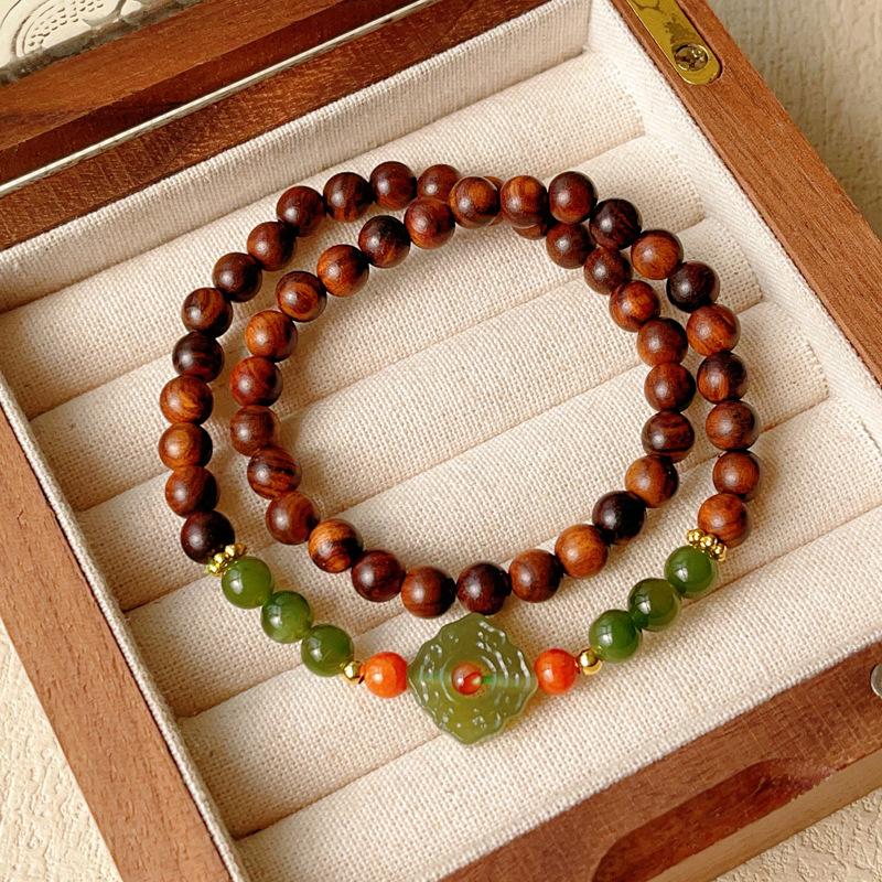 Rosewood with Hetian jade jasper Nanhong agate round bead bracelet.