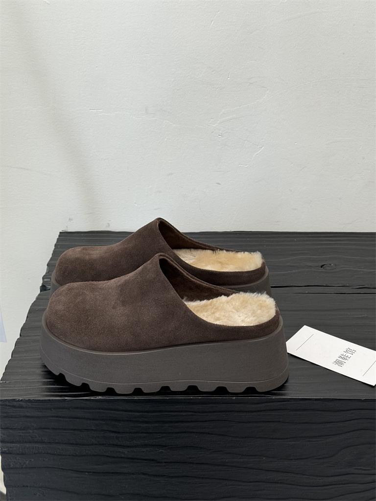 Fashion Winter Retro Round Toe Slippers Women's Thick Sole Slippers Fashion Warm Ladies Outer Wear Slippers Female Shoes