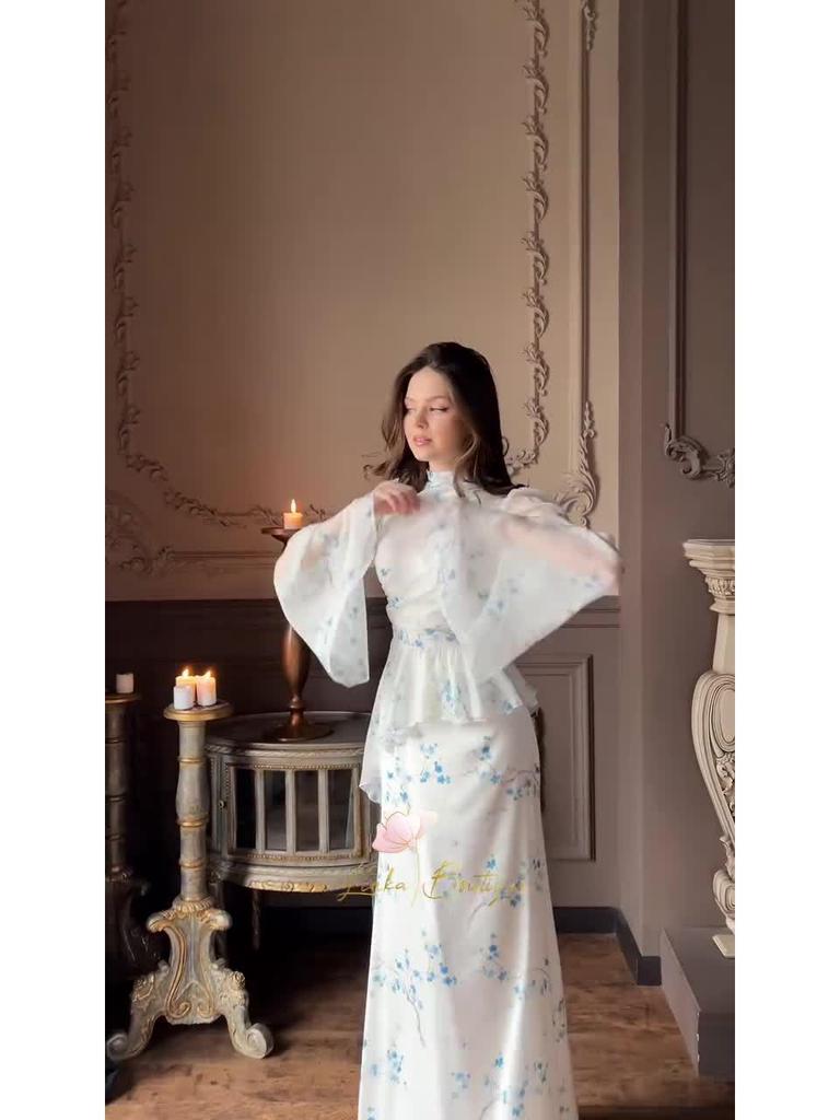 Spring 2025 Elegant Long Sleeve Slimming Dress - Comfortable Design