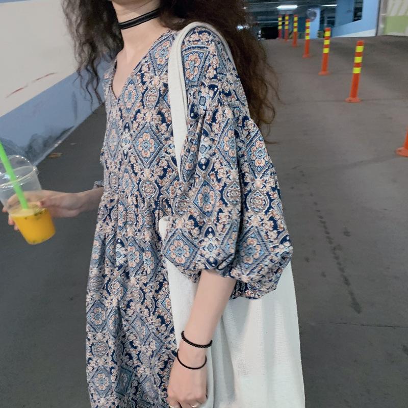 Summer Loose Retro Women's Floral Dress Lantern Sleeve V-neck Pleated Printed Women's Dress