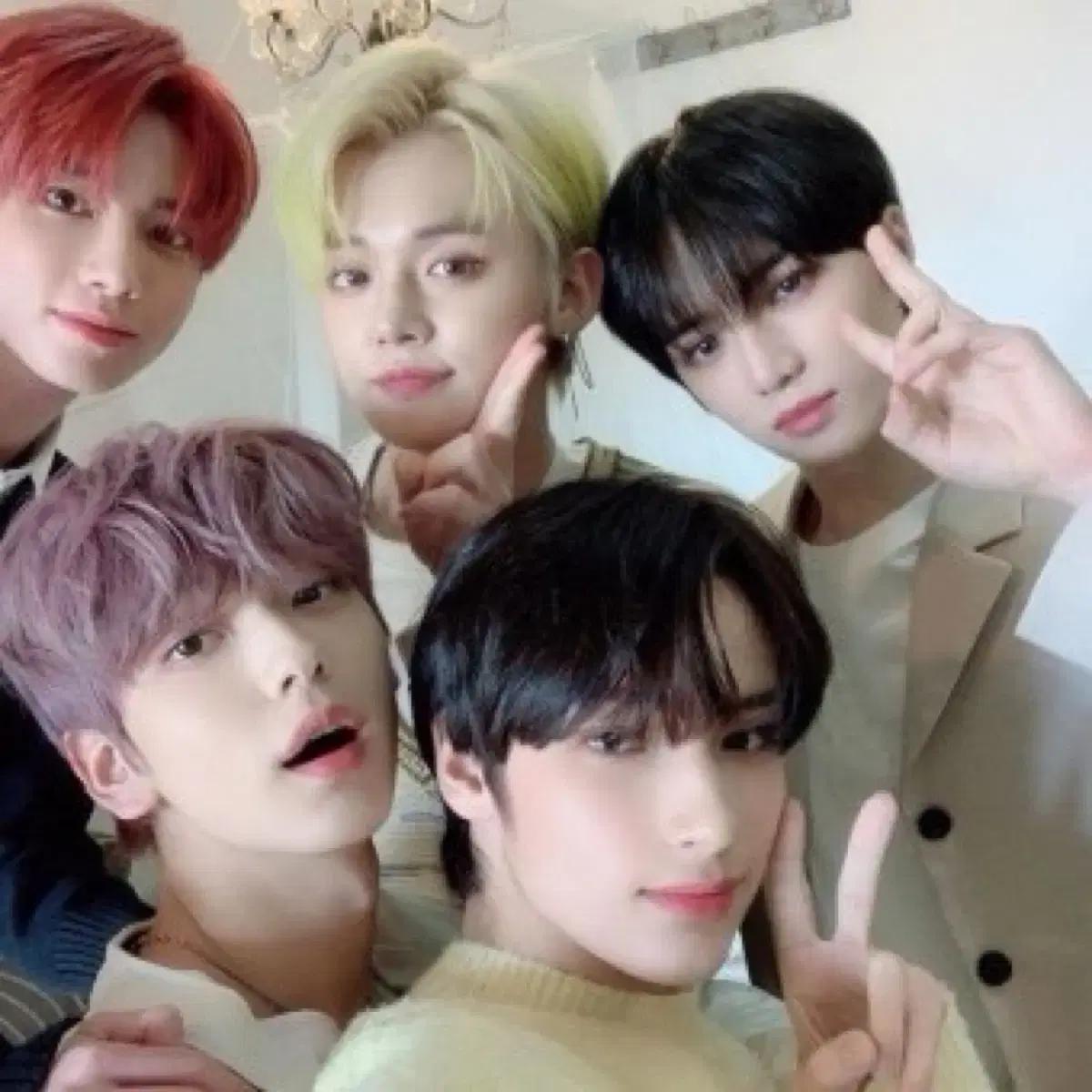 

Завтра X Together Temptation Weverse Альбом Продать