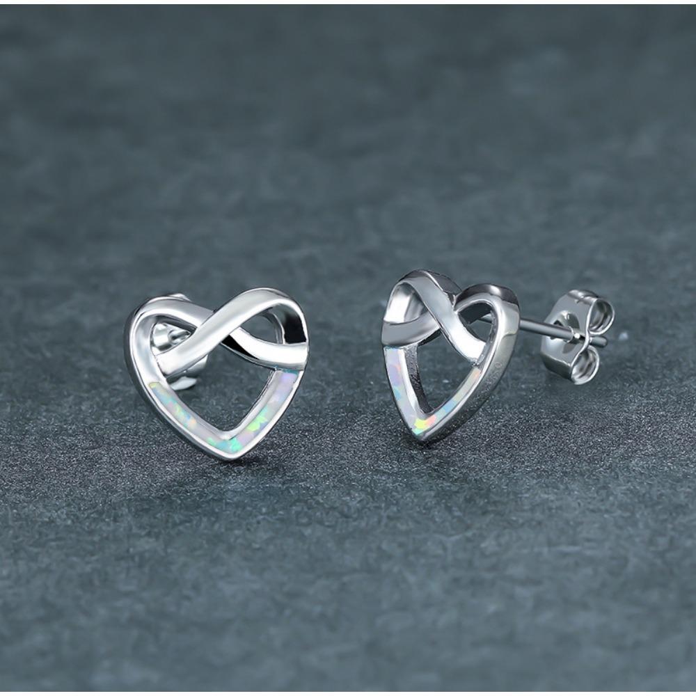 

Серьги «Плетение сердца» Простые и универсальные