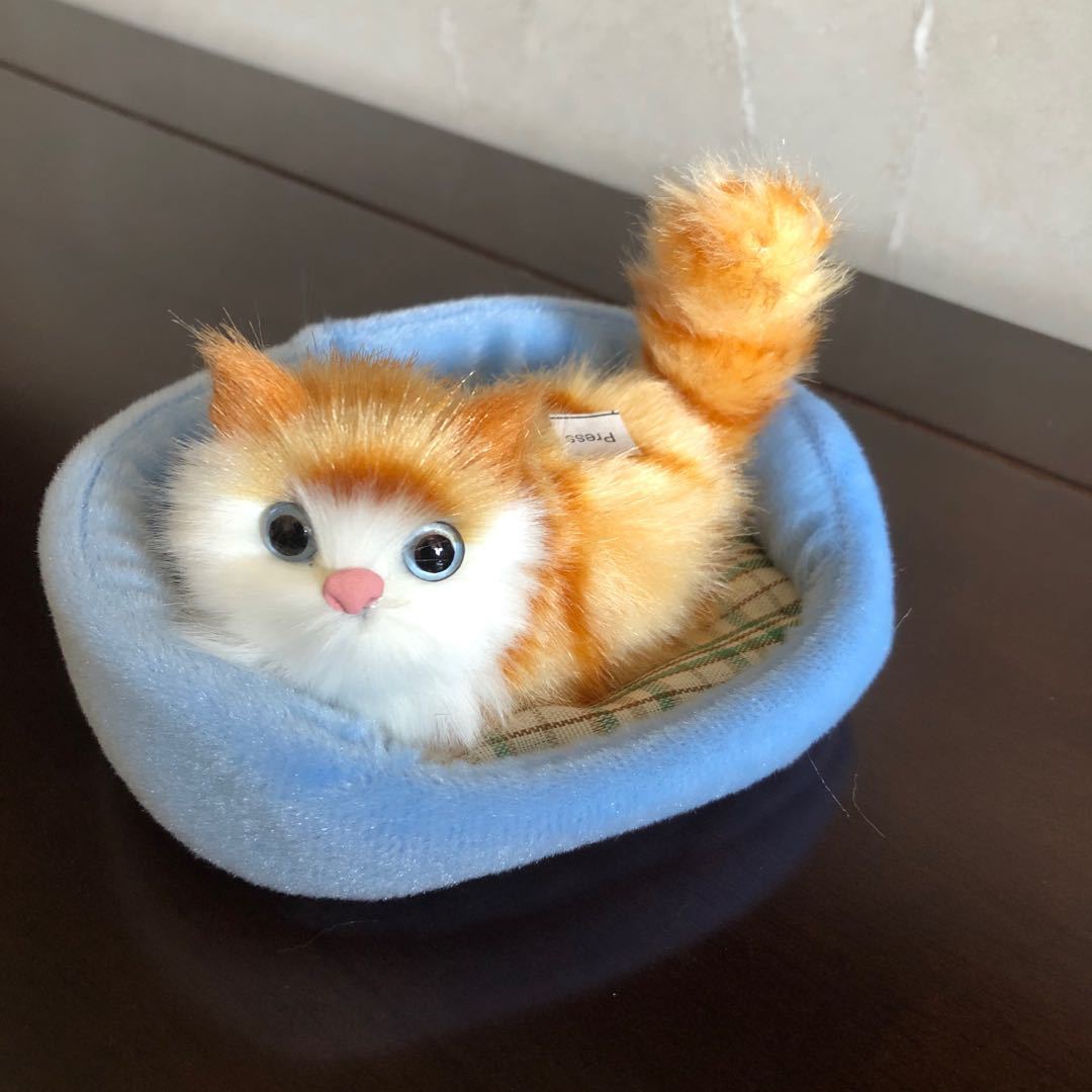 

Cute Simulation Sleeping Cat Stuffed Animals Toy Display Mold Portable Fake Cat Kittens Doll Ornament Decor Kids Birthday Gift