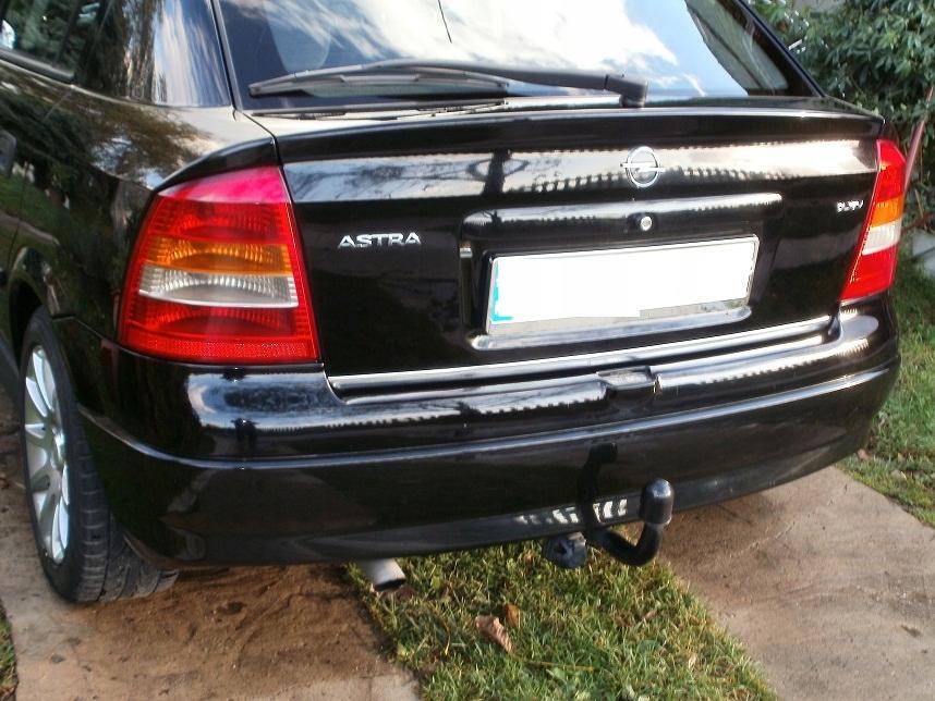 OPEL ASTRA MK IV HB Sedan - CHROME TAILGATE STRIP