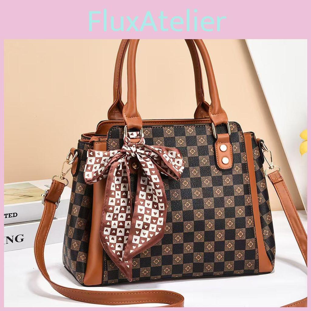 Fashionable Pu Tote Bag For Women With Stylish Plaid Design And Soft Structure
