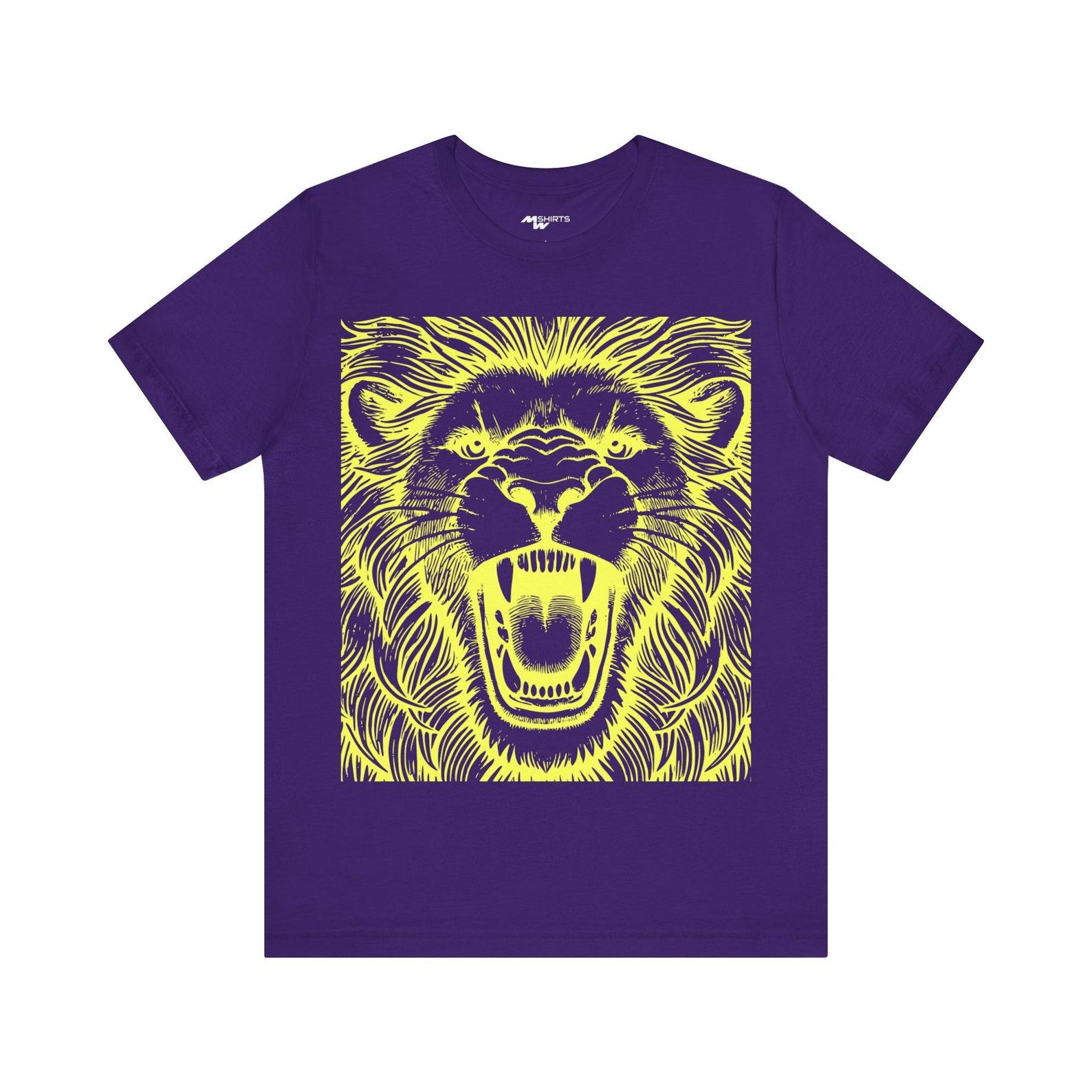 Vintage Engraving Style Roaring Lion Head T-Shirt/ Unisex Jersey Short Sleeve Tee XL