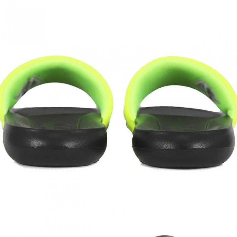 Nike Slipper Victory One Slide