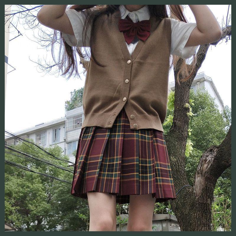 Japanese Style Knitted Cardigan Vest - Solid Color, Academic Look, Versatile Sweater for Spring and Autumn