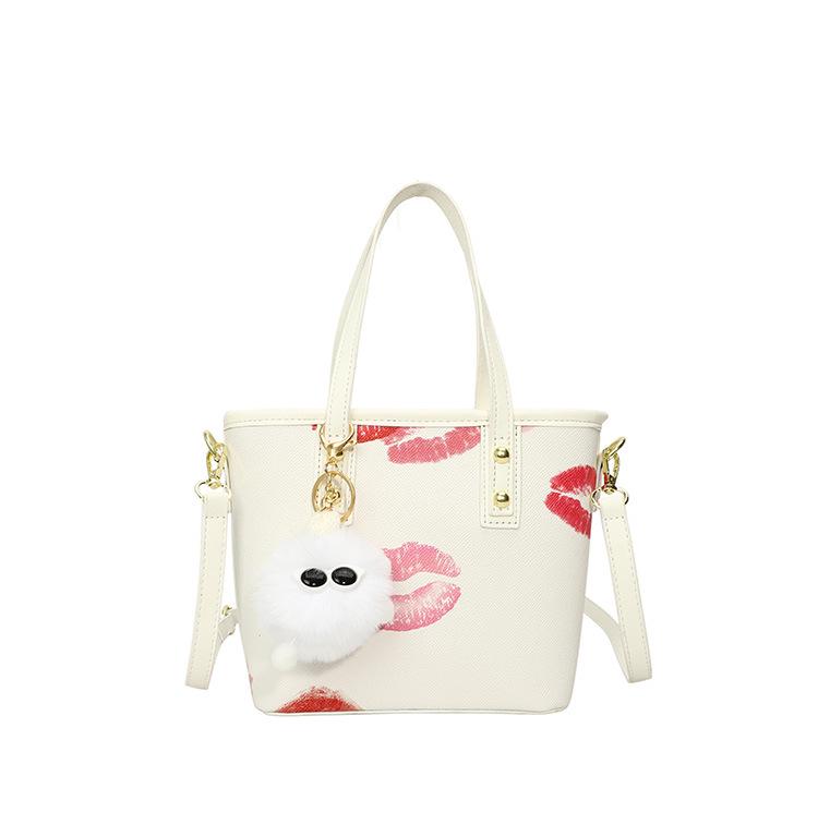 

2025 French Niche Argyle Cherry Crossbody Bag: Lip Print Handbag & Tote Without Pendant 30 Yuan білий