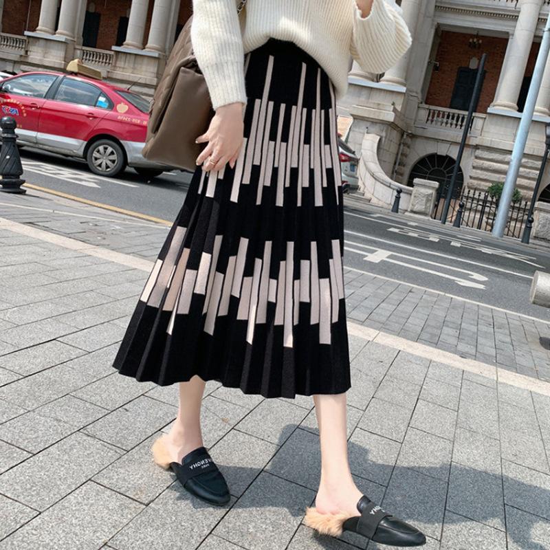 Thickened Autumn/Winter Knitted Skirt for Women High Waist Striped Knitted Pleated Skirt