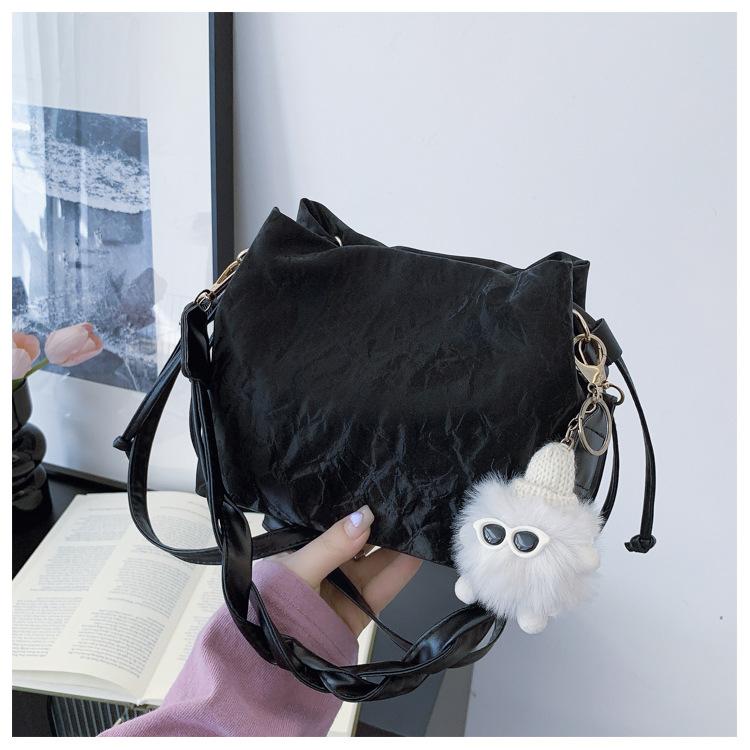 Premium Foreign Style Niche Pink Bag Women 2025 New Versatile Messenger Bag Fashion Handbag Bucket Bag