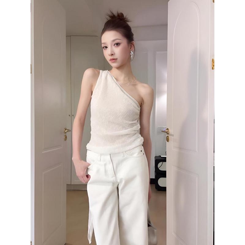 White Slanted Shoulder Sleeveless Single Shoulder Small Suspender Female Xia Ju Good-looking Vest Short Outer Irregular Streamer Top