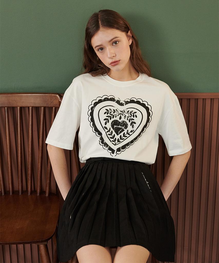 Eoboneoseu Heart Print T-Shirt [White]