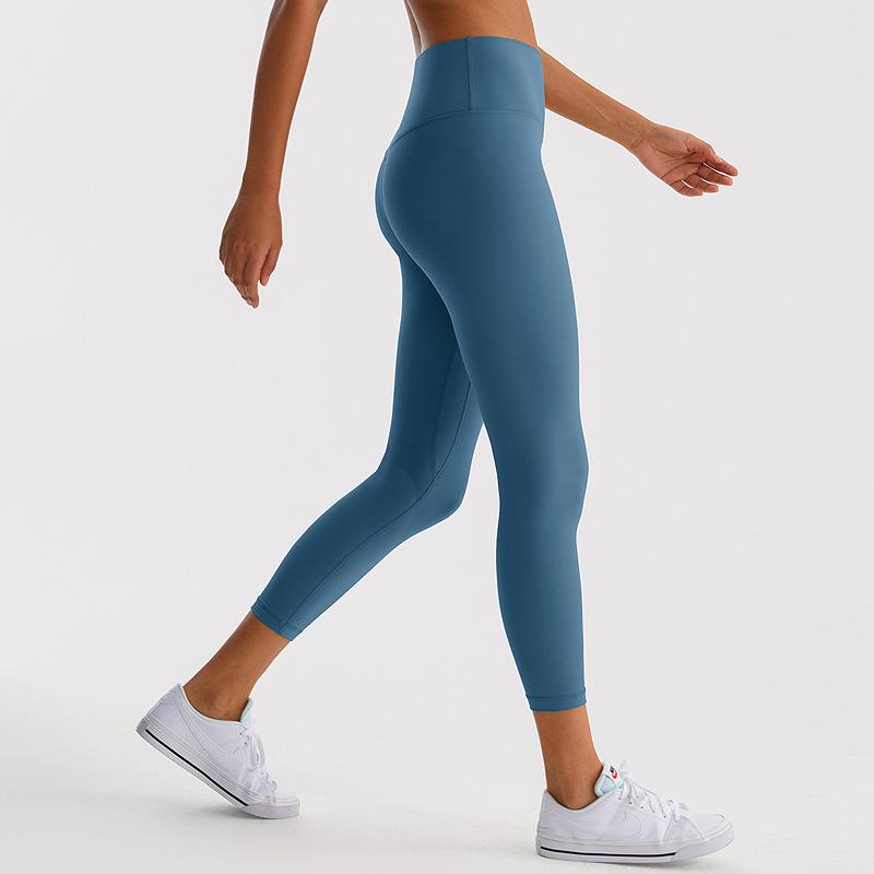 Neue High-Waist Yoga-Hose mit Nude-Gefühl: Damen-Leggings mit Hüftlift, Bauchkontrolle und Feuchtigkeitsableitung