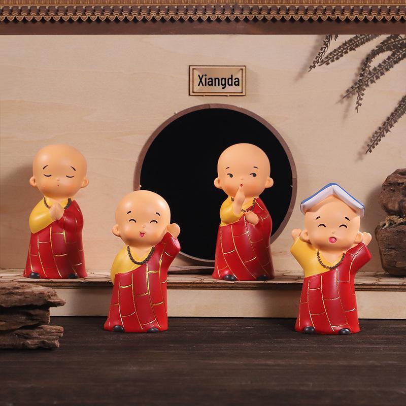 

Zen Shaolin Monk Resin Figurine - Creative Chinese Desktop Ornament