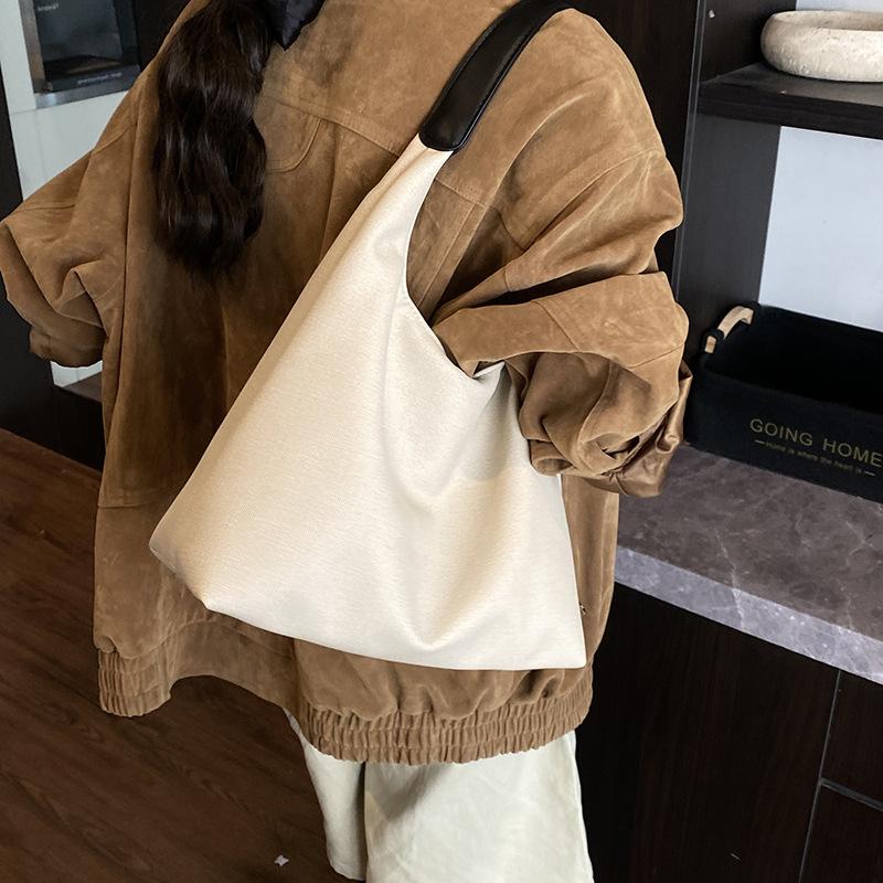 Retro bag women's large-capacity 2025 new autumn and winter versatile simple shoulder bag is popular this year, tote bag