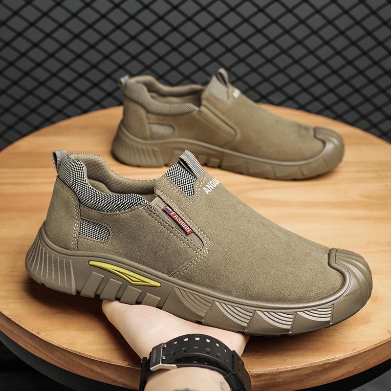 Breathable Steel Toe Slip-On Work Shoes for Spring and Autumn