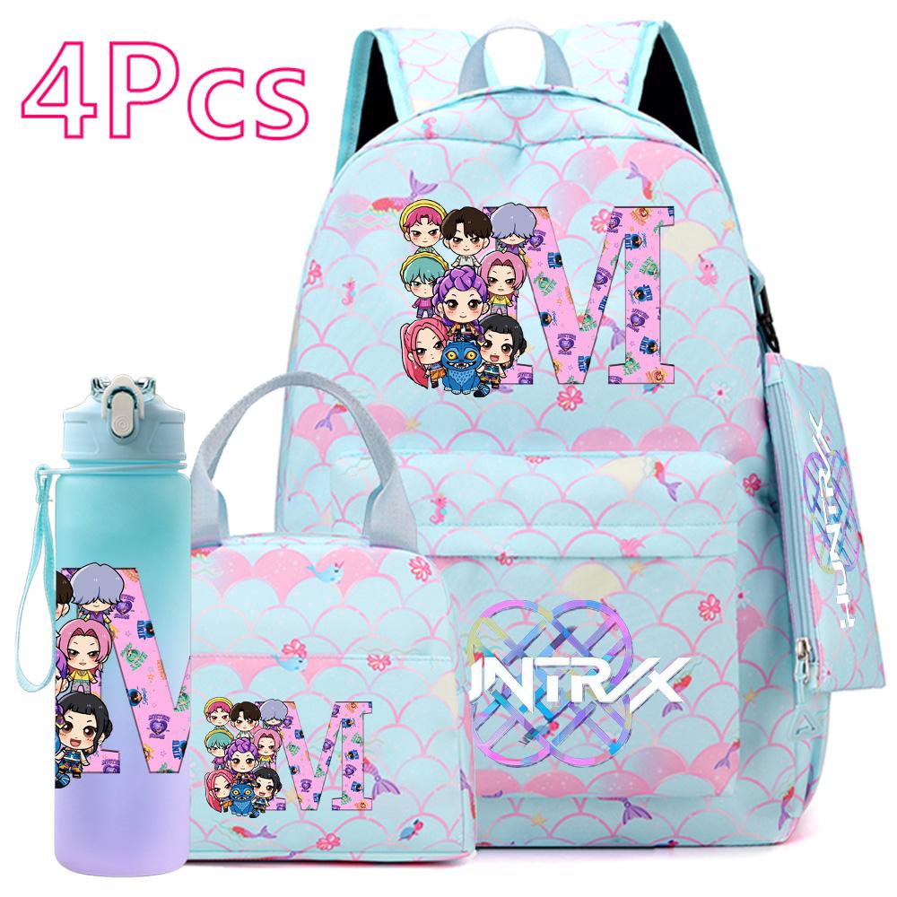 4 st/set 26 engelska bokstäver K-POP Tryckt Ryggsäck med Handväska Pennfodral 750 ml Vattenflaska för Tonåring Elev Pojke Flicka Stor Kapacitet Skolväska