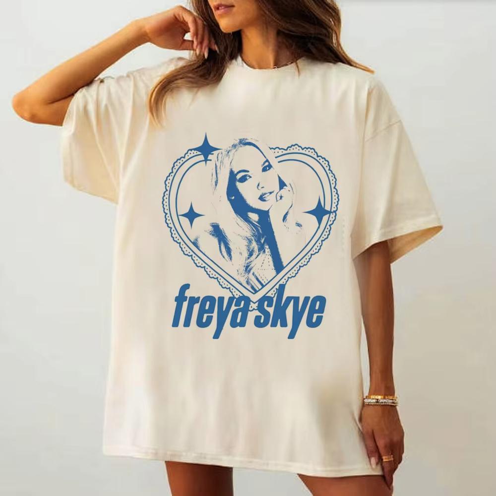Freya Skye Tshirt Girl University Vintage Graphic Classic 80s Harajuku Tshirt Pop Culture University Streetwear Psychedelic