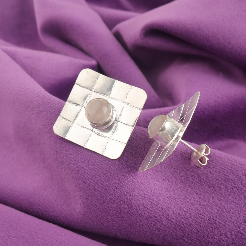 Heart Chakra Round Natural Rose Quartz Sterling Silver Stud Post Unique Earrings EE-146-32