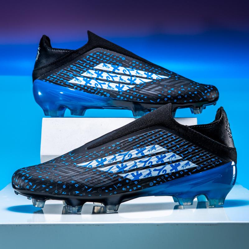 Scarpe da Calcio World Cup per Adulti e Ragazzi con Tacchetti AG/TF - Disponibili