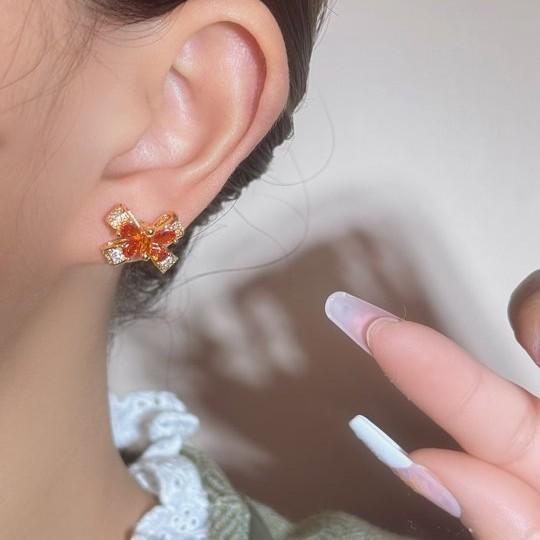 Sweet cool bright pomegranate red zircon stud earrings women s copper gold-plated micro-inlaid red corundum bow earrings