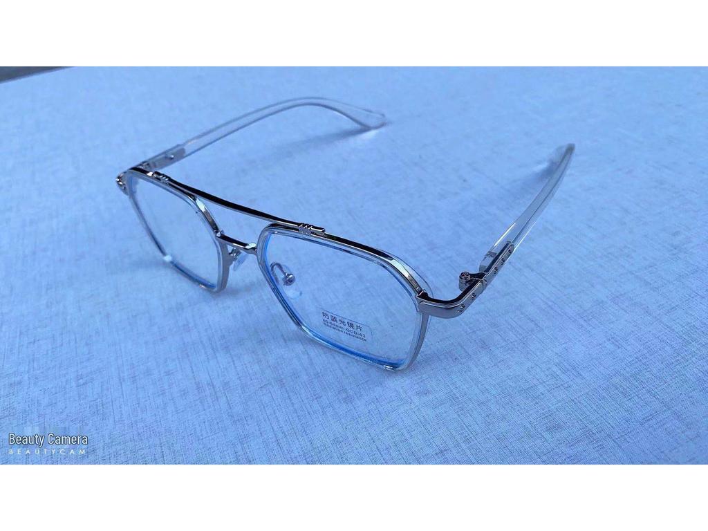 William Chan Anti-Blue Light Retro Large Frame Glasses with Double Bridge, Fashionable Myopia-Ready.