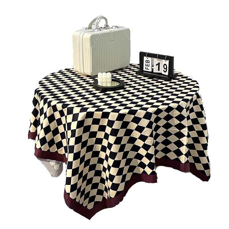 Checkered Retro Luxury Tablecloth - Rectangular/Round Dining & Coffee Table Mat