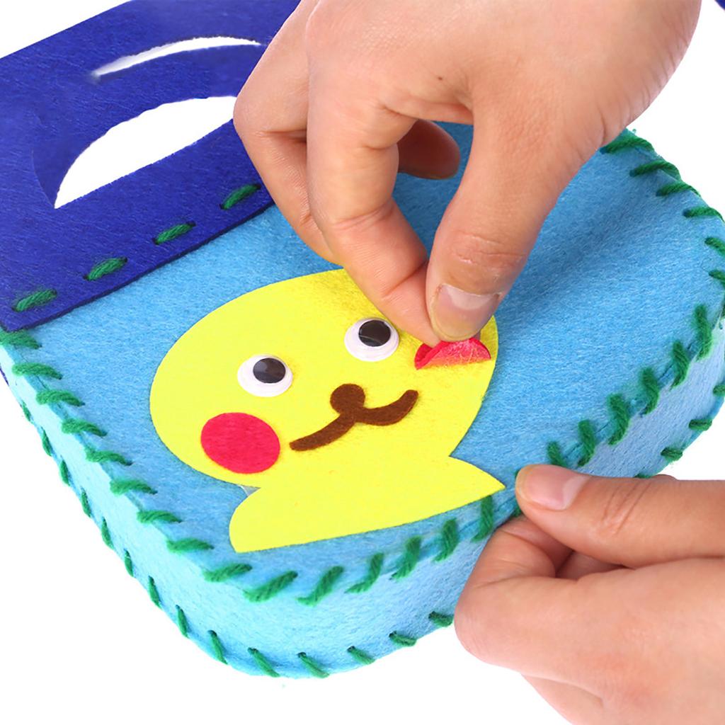 DIY Craft Sewing Felts Handbag Kit Christmas Candy Gift Bags Kids Sewing Toys