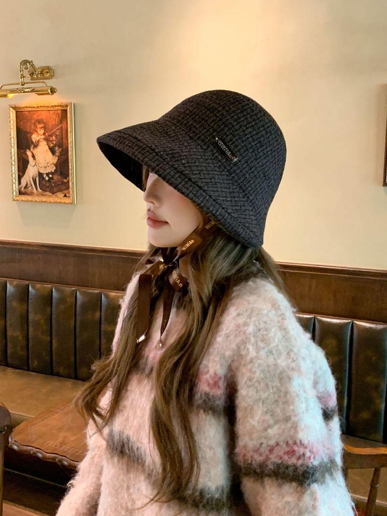 Chic French Plaid Fisherman Hat: Elegant Autumn/Winter Style