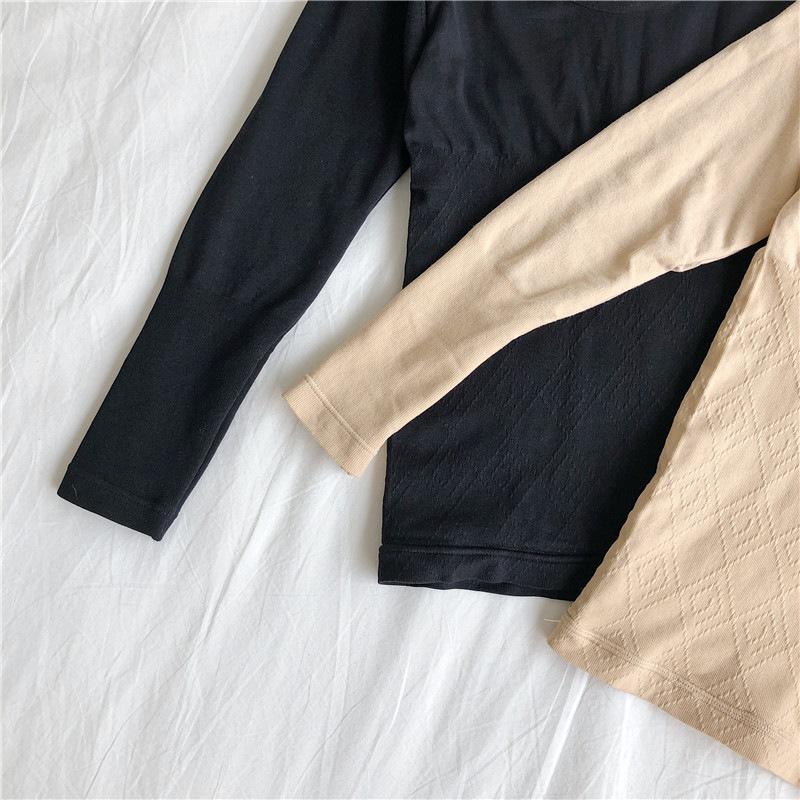 Women's Thermal Underwear Set: Long Sleeve Velvet Round Neck Top