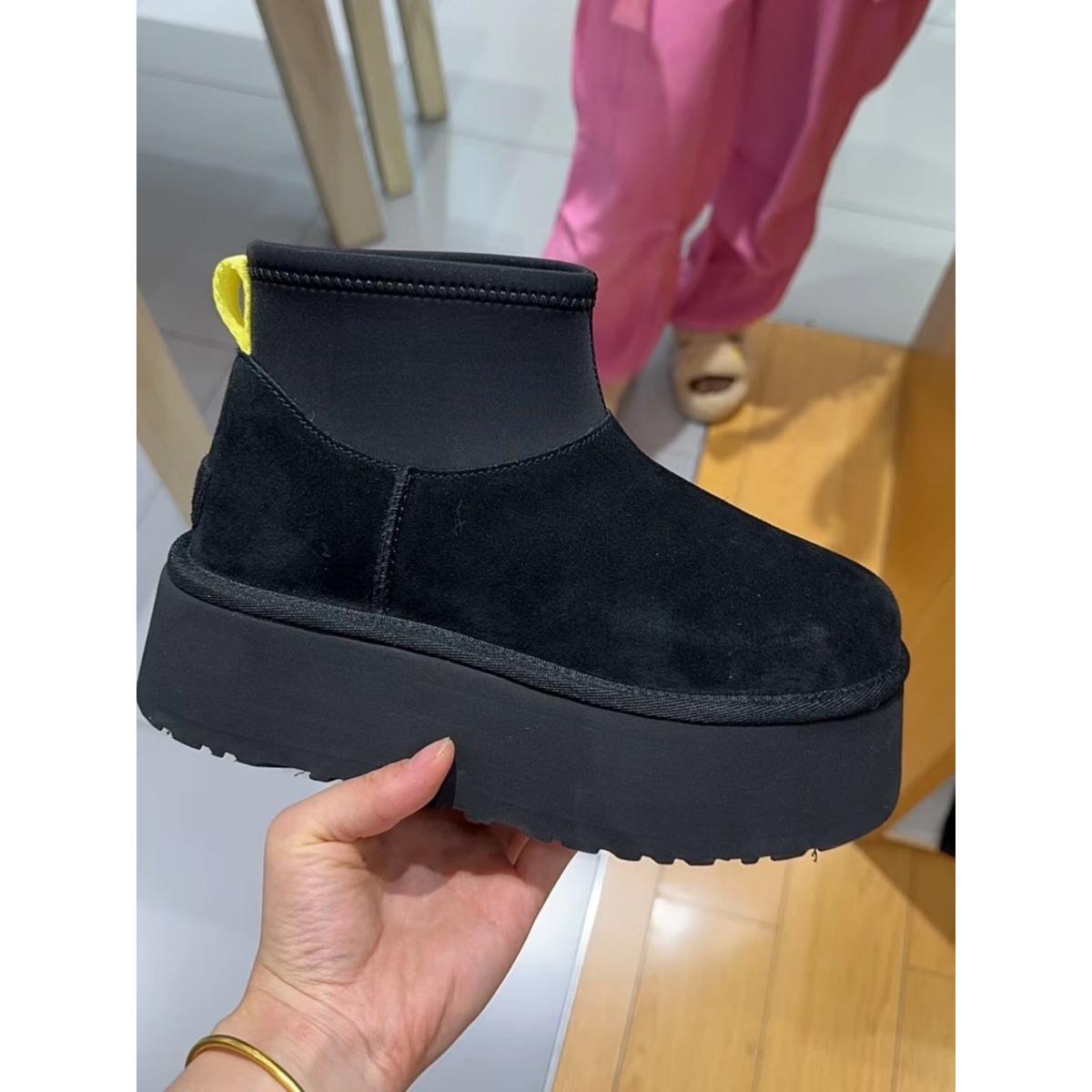 

New fall and winter thickened warm women s short shoes sports shoes waterproof non-slip large size women s casual shoes snow boots 35 чорний