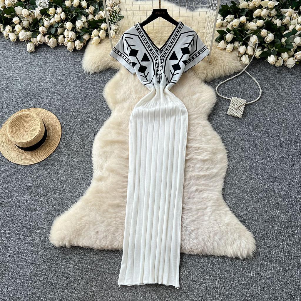 Retro ethnic style printed V-neck knitted dress women's summer slim and thin royal sister celebrity temperament long skirt