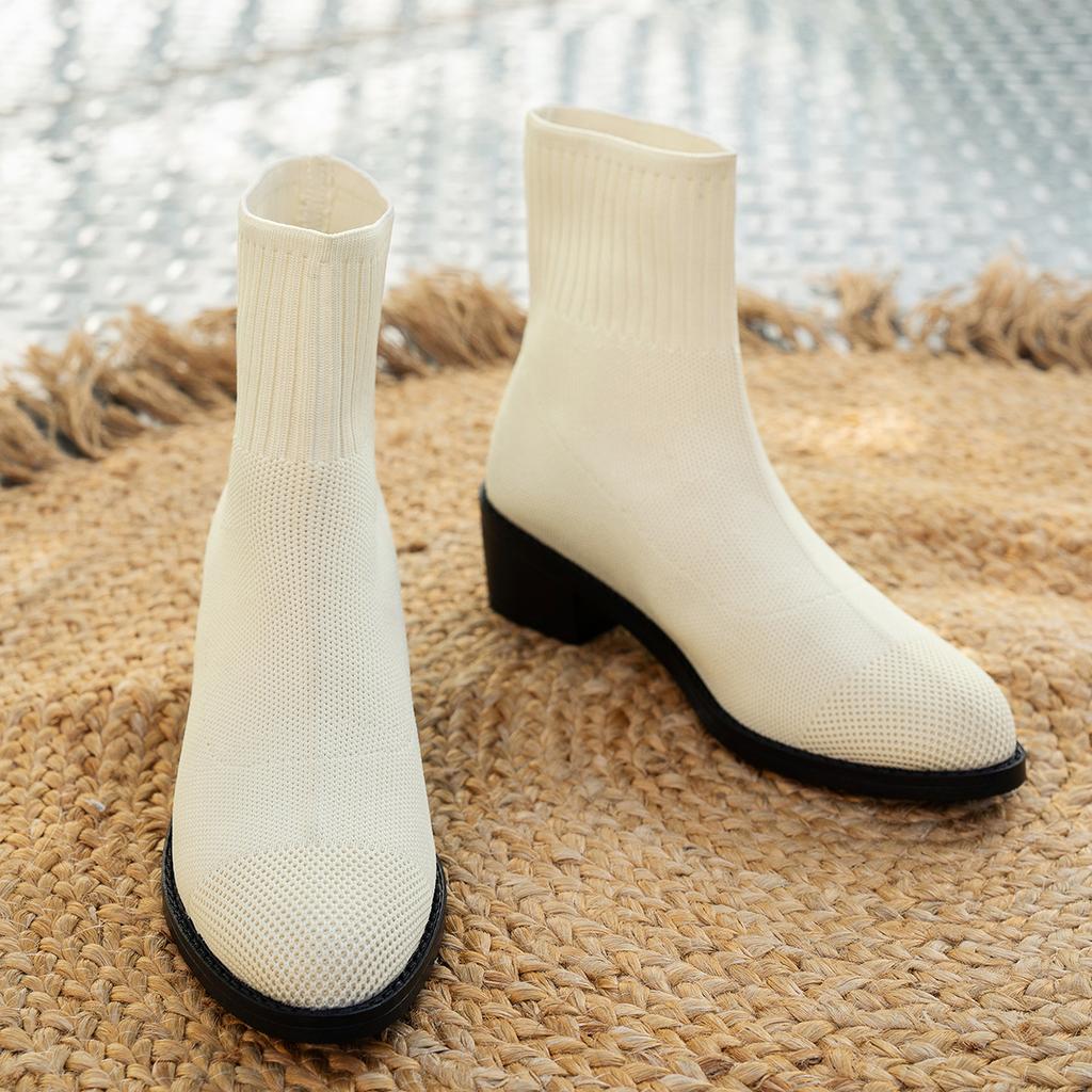 Autumn New Thick-heeled High Heels, Women's Deep Shoes, Retro Square Toe, Versatile Work Shoes, Comfortable Commuter Leather Shoes