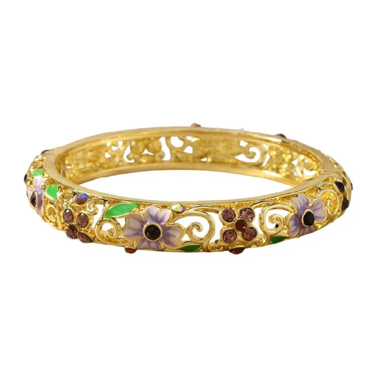Stylish Four Leaf Clovers Enamel Alloy Bracelet Featuring Smooth Drip Oil Craft and Ethnic Flair Versatile Use