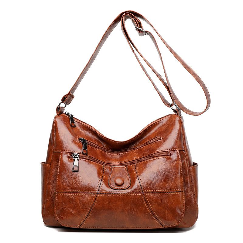 

Female Large Capacity Shoulder Crossbody Bag темно-коричневого