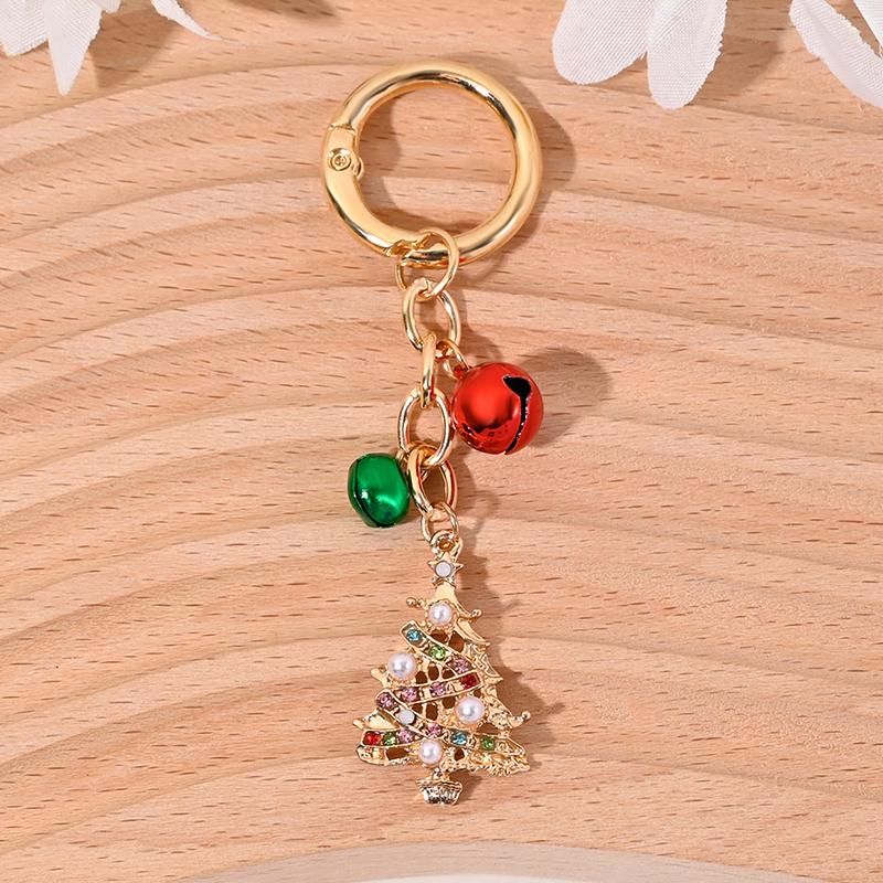 New Christmas Tree Santa Claus Keychains Bag Charm For Women Exquisite Bag Pendant Car Key Ring Jewelry Christmas Gift