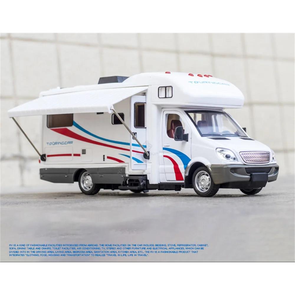 1/32 Alloy Diecast Touring Car Model Toys 3 Doors Opened Sound Light Campervan RV Trailer Vehicles Childrens Toy Gift Collection
