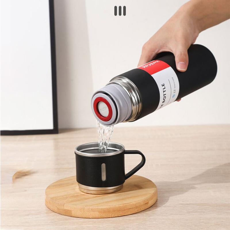 Eine Tasse mit drei Deckeln, Isolierbecher, Explosions-Wasserbecher, Werbegeschenke