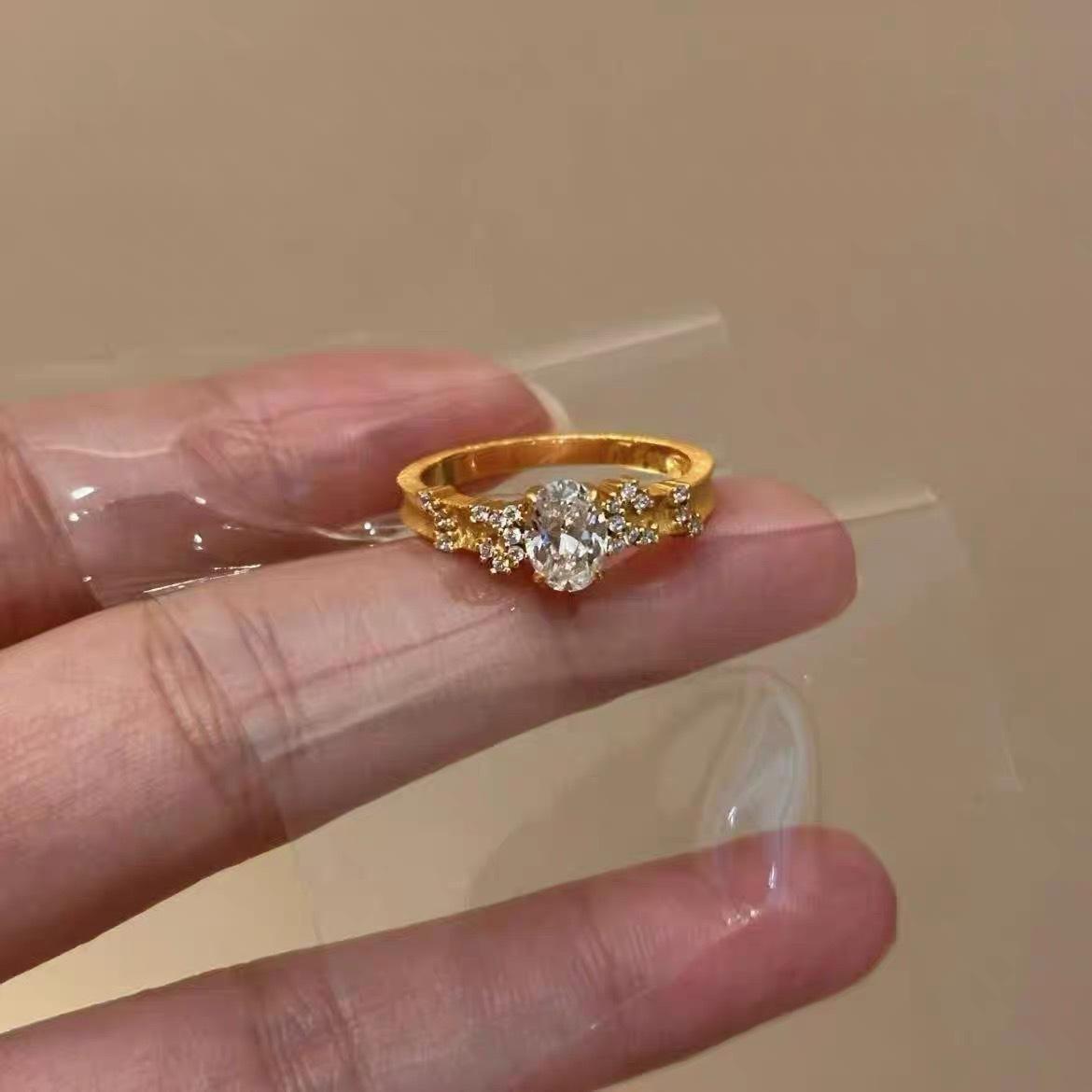 2026 Brushed Sky Full of Stars Broken Diamond Ring Point Diamond Pigeon Egg Oval Niche Design Light Luxury High-end Ring no. 6