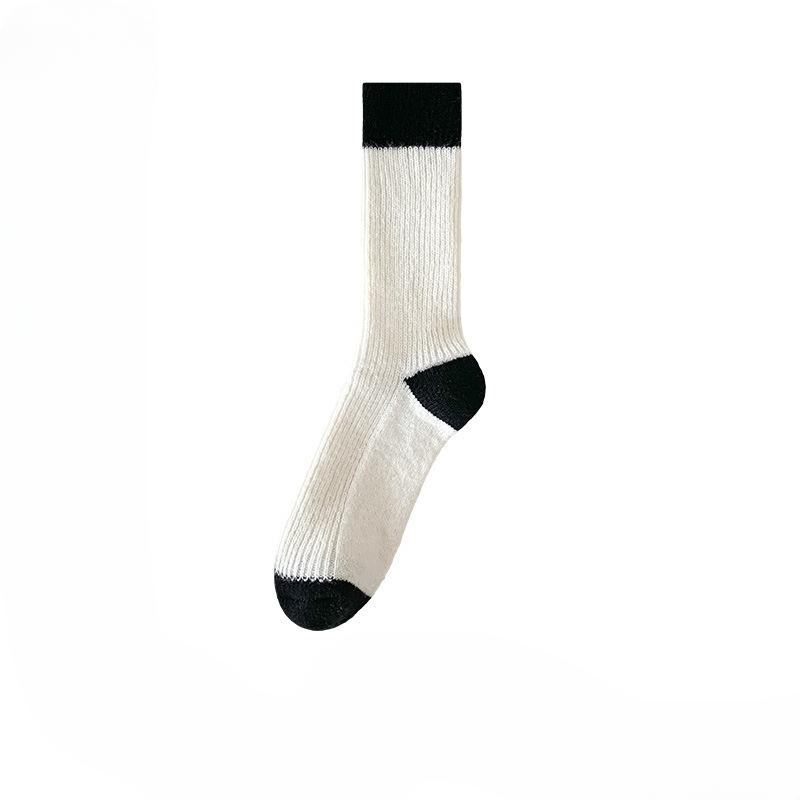 

Женский осенне-зимний утолщенный бархатный теплый комплект в полоску из кашемира с длинными носками 1 pair