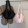 Solid Color Heart Shaped Design Large Capacity Shoulder Bag For Daily Commutes And Casual Outings