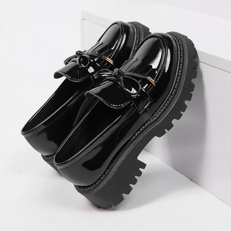 Retro Bow Knot Pumps for Woman New Style Rounded Toe Platform Pumps Women Fanshion Slip On Plu Size Patent Leather Shoes Mujer