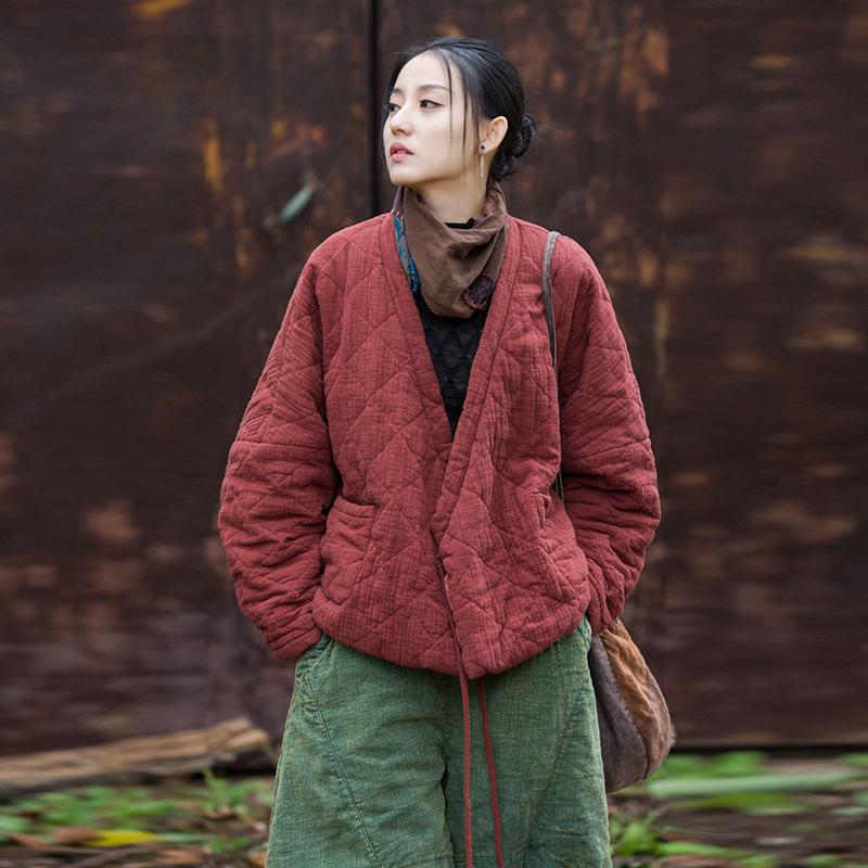 Winter Baumwoll- und Leinen-Damenbekleidung gepolsterte gesteppte warme Baumwollkleidung literarischer und lässiger Zen-Stil Rautenmuster Damen Kurzmantel Baumwollpolster