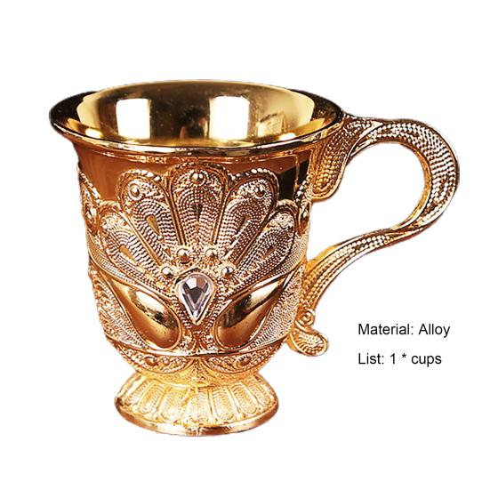 Auffälliges Weinbecher-Dekor im Retro-Stil, Legierung, schönes Weinglas mit Strass-Dekor für die Fotografie