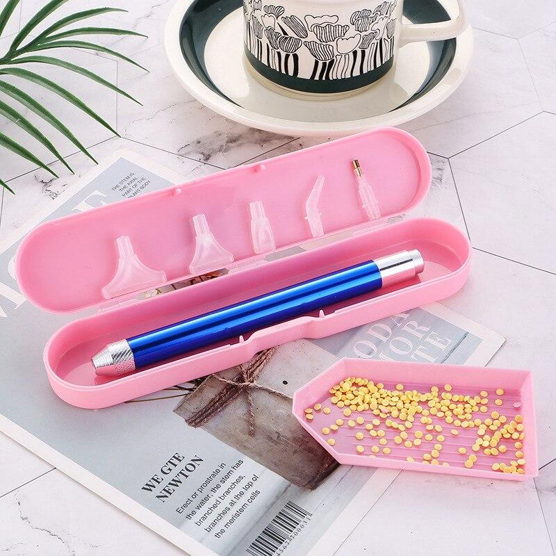 1 PIÈCE Stylo Perceur de Point Carré Rond Outil Peinture Diamant Éclairage Stylos Diamant Peinture 5D avec Diamants Accessoires Emballé en Boîte
