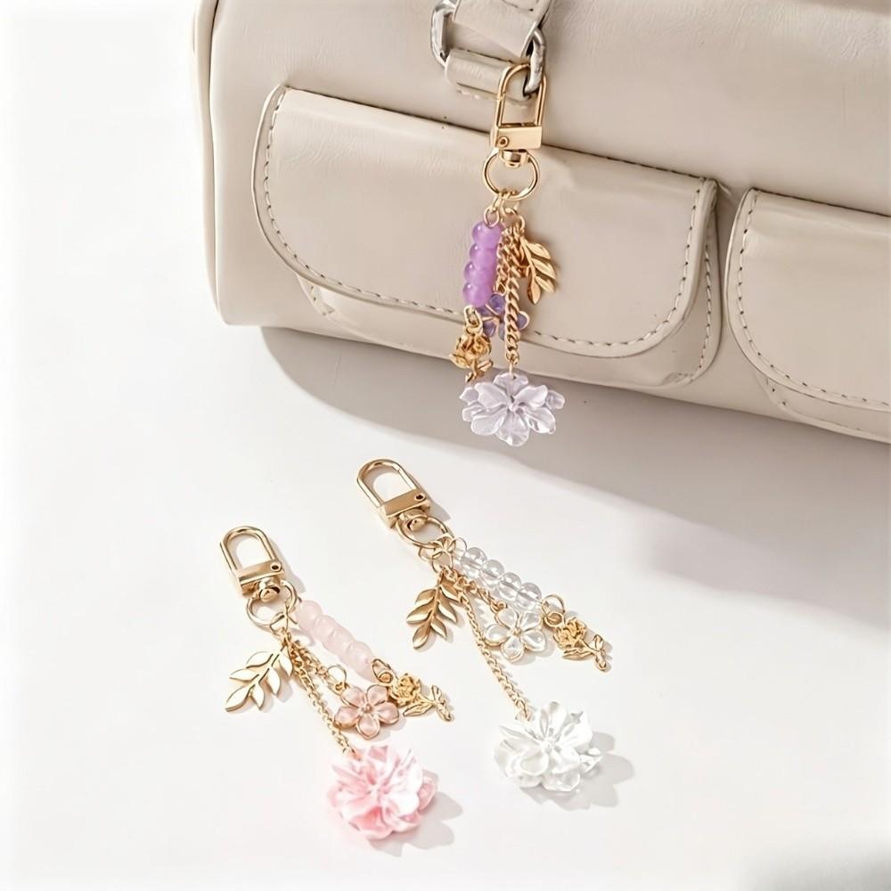 Metal Flower Keychain Beaded Sakura Key Chain Ornaments Cherry Blossom Pendant Bag Key Decor