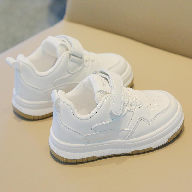 Children's Little White Shoes Spring and Autumn Girls' Sports Shoes Anti Slip Lightweight Boys' Board Shoes Soft Soled Baby Casual Shoes