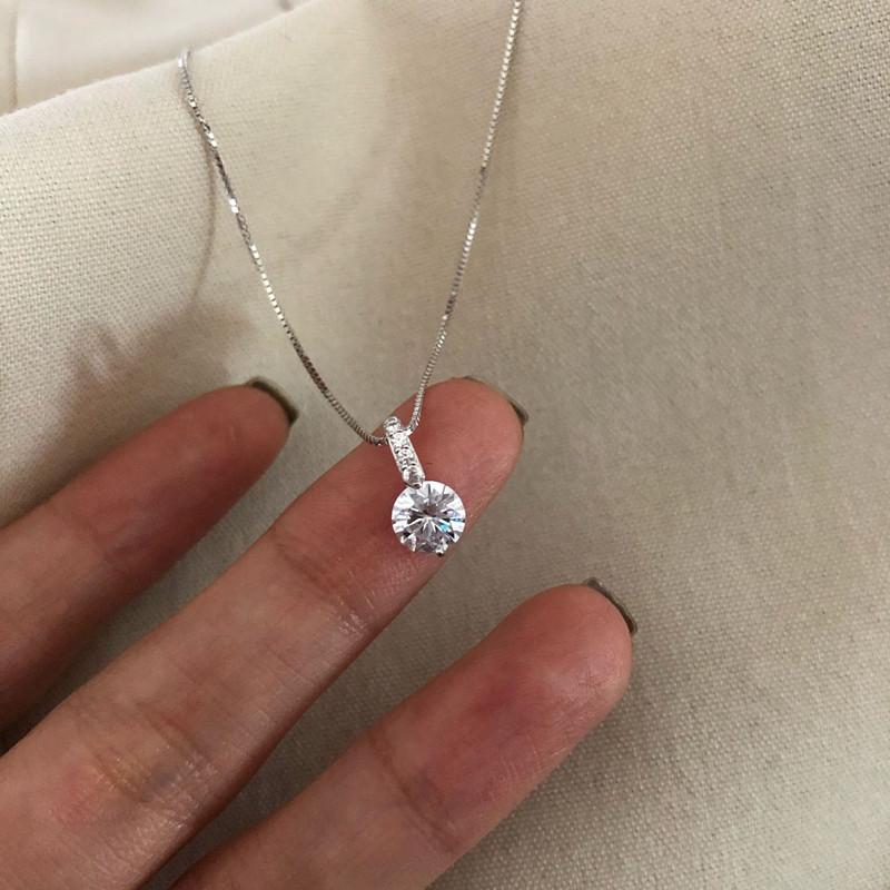 Silver Color Small Single Rhinestone Zircon Pendant Necklace for Women Simple Clavicle Chain Trend Gorgeous Gift Party Jewelry